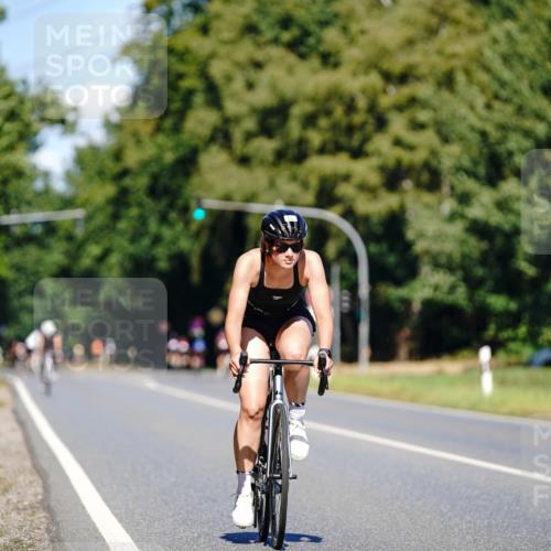 07.09.2025 - 19. Norderstedt Triathlon Michael Burmester http://msf.ph/oto/8843311 07.09.2025 12:59:46 Radfahren 272, 1271, 1295 meine-sportfotos.de