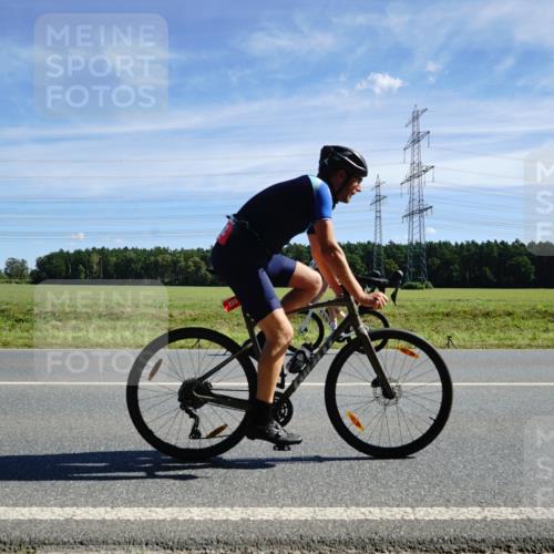 07.09.2025 - 19. Norderstedt Triathlon Michael Burmester http://msf.ph/oto/8843322 07.09.2025 12:37:35 Radfahren 219, 220 meine-sportfotos.de