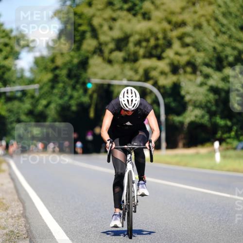 07.09.2025 - 19. Norderstedt Triathlon Michael Burmester http://msf.ph/oto/8843323 07.09.2025 12:59:57 Radfahren 1321 meine-sportfotos.de