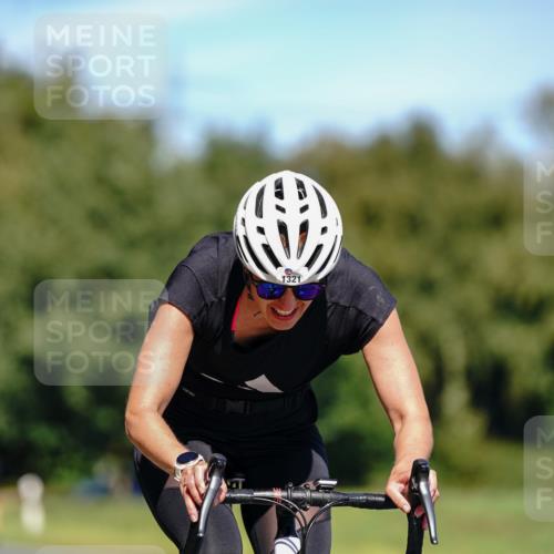 07.09.2025 - 19. Norderstedt Triathlon Michael Burmester http://msf.ph/oto/8843326 07.09.2025 12:59:58 Radfahren 1321 meine-sportfotos.de