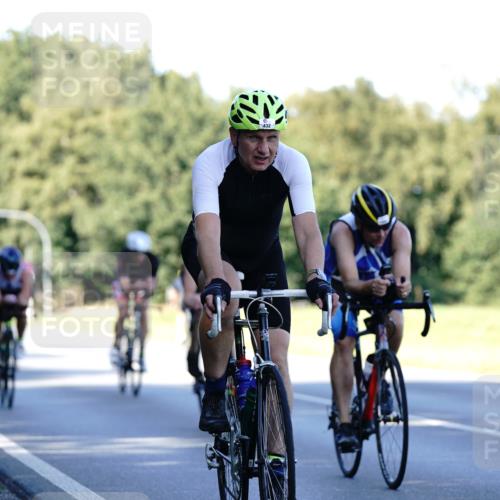 07.09.2025 - 19. Norderstedt Triathlon Michael Burmester http://msf.ph/oto/8843327 07.09.2025 15:54:03 Radfahren 432, 461, 534, 547, 549, 949, 1104, 1410, 1554, 1569 meine-sportfotos.de