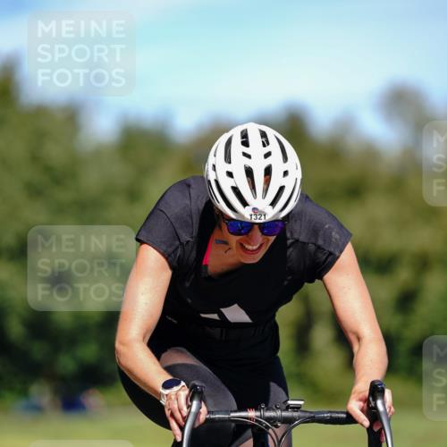 07.09.2025 - 19. Norderstedt Triathlon Michael Burmester http://msf.ph/oto/8843328 07.09.2025 12:59:58 Radfahren 1321 meine-sportfotos.de
