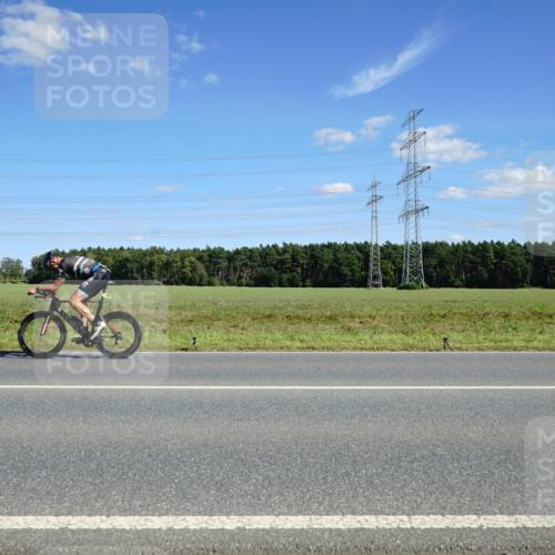 07.09.2025 - 19. Norderstedt Triathlon Michael Burmester http://msf.ph/oto/8843331 07.09.2025 14:43:16 Radfahren 400, 983, 1025 meine-sportfotos.de