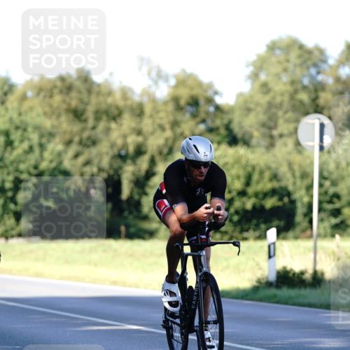 07.09.2025 - 19. Norderstedt Triathlon Michael Burmester http://msf.ph/oto/8843335 07.09.2025 15:54:05 Radfahren 432, 461, 534, 547, 549, 949, 1046, 1104, 1410, 1569 meine-sportfotos.de