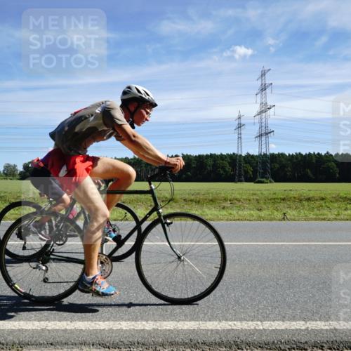 07.09.2025 - 19. Norderstedt Triathlon Michael Burmester http://msf.ph/oto/8843341 07.09.2025 12:37:39 Radfahren 219, 701, 789, 814 meine-sportfotos.de