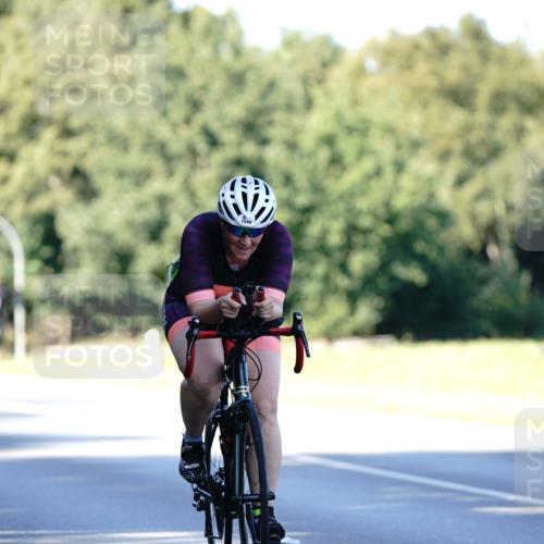 07.09.2025 - 19. Norderstedt Triathlon Michael Burmester http://msf.ph/oto/8843343 07.09.2025 15:54:07 Radfahren 432, 549, 1046, 1104, 1410, 1569 meine-sportfotos.de