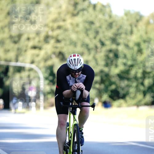 07.09.2025 - 19. Norderstedt Triathlon Michael Burmester http://msf.ph/oto/8843375 07.09.2025 15:54:21 Radfahren 1107, 1618 meine-sportfotos.de