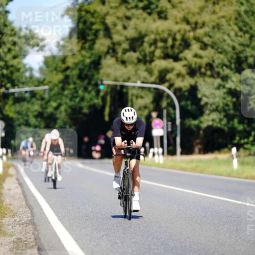 07.09.2025 - 19. Norderstedt Triathlon Michael Burmester http://msf.ph/oto/8843377 07.09.2025 13:00:38 Radfahren 1344 meine-sportfotos.de