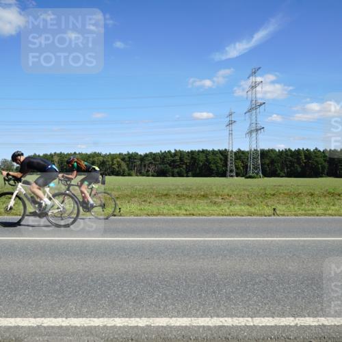 07.09.2025 - 19. Norderstedt Triathlon Michael Burmester http://msf.ph/oto/8843395 07.09.2025 14:43:44 Radfahren 408, 1505 meine-sportfotos.de