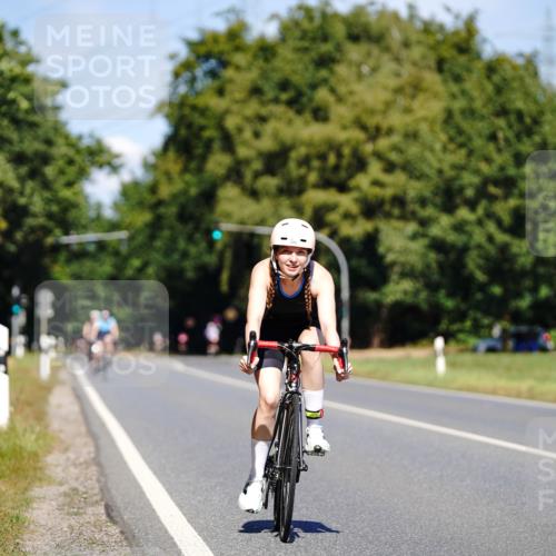 07.09.2025 - 19. Norderstedt Triathlon Michael Burmester http://msf.ph/oto/8843412 07.09.2025 13:00:45 Radfahren 175, 1374 meine-sportfotos.de