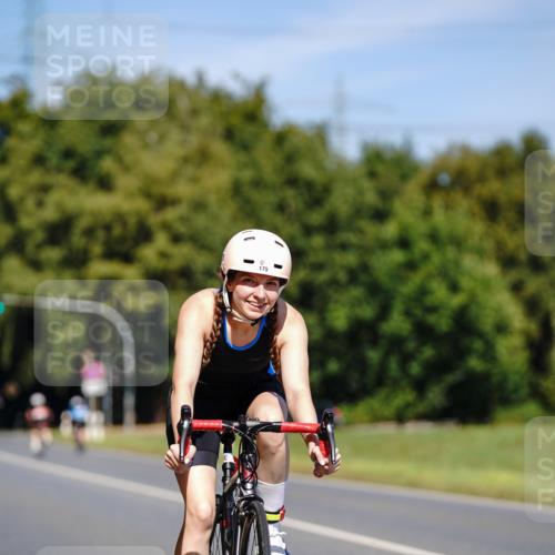07.09.2025 - 19. Norderstedt Triathlon Michael Burmester http://msf.ph/oto/8843415 07.09.2025 13:00:46 Radfahren 175, 1374 meine-sportfotos.de
