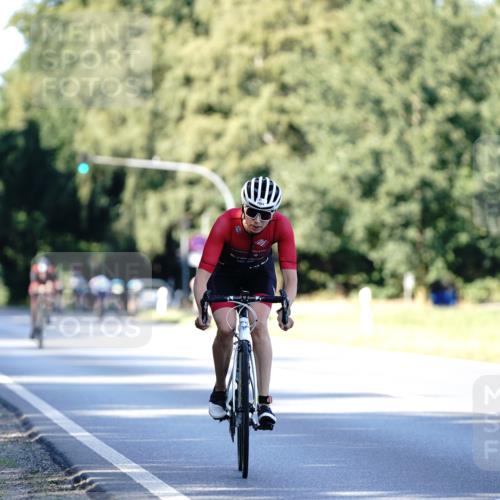 07.09.2025 - 19. Norderstedt Triathlon Michael Burmester http://msf.ph/oto/8843421 07.09.2025 15:54:42 Radfahren 1061, 1603 meine-sportfotos.de