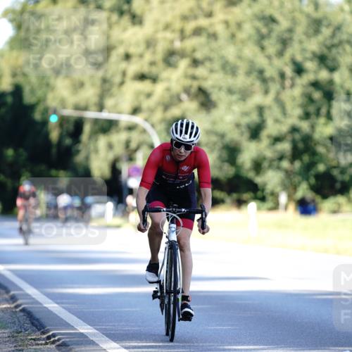 07.09.2025 - 19. Norderstedt Triathlon Michael Burmester http://msf.ph/oto/8843424 07.09.2025 15:54:42 Radfahren 1061, 1603 meine-sportfotos.de