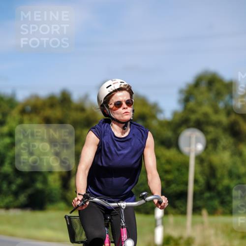 07.09.2025 - 19. Norderstedt Triathlon Michael Burmester http://msf.ph/oto/8843431 07.09.2025 13:00:59 Radfahren 335, 755 meine-sportfotos.de