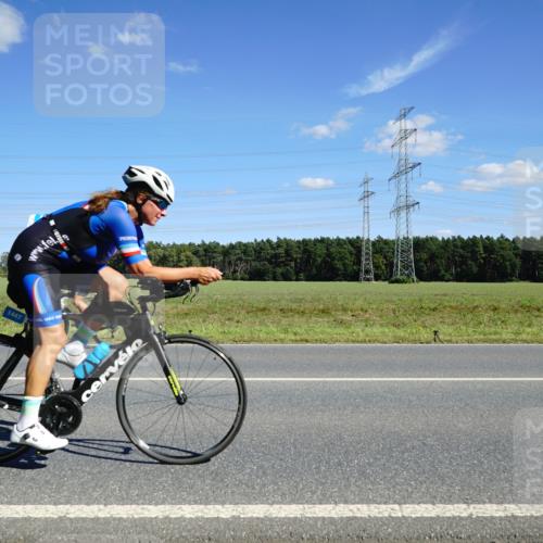 07.09.2025 - 19. Norderstedt Triathlon Michael Burmester http://msf.ph/oto/8843432 07.09.2025 14:44:04 Radfahren 1447 meine-sportfotos.de