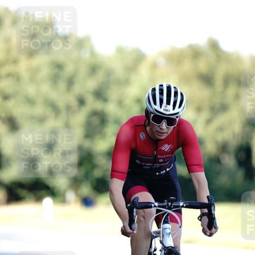 07.09.2025 - 19. Norderstedt Triathlon Michael Burmester http://msf.ph/oto/8843433 07.09.2025 15:54:43 Radfahren 1061 meine-sportfotos.de