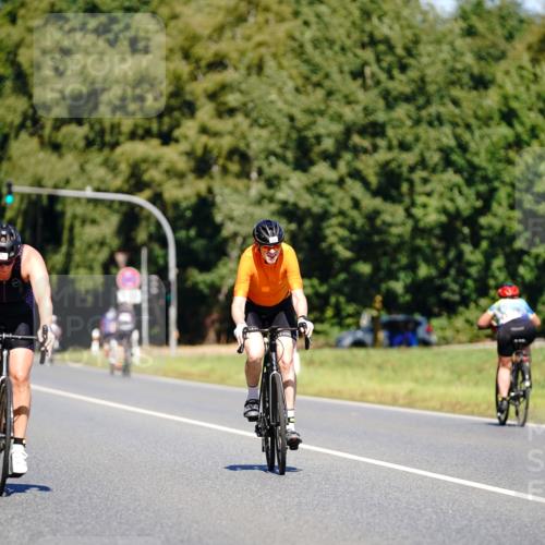 07.09.2025 - 19. Norderstedt Triathlon Michael Burmester http://msf.ph/oto/8843444 07.09.2025 13:01:58 Radfahren 142, 323, 744 meine-sportfotos.de