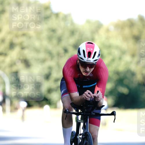 07.09.2025 - 19. Norderstedt Triathlon Michael Burmester http://msf.ph/oto/8843447 07.09.2025 15:54:49 Radfahren 525, 1573 meine-sportfotos.de