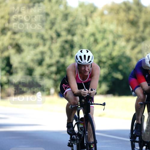 07.09.2025 - 19. Norderstedt Triathlon Michael Burmester http://msf.ph/oto/8843466 07.09.2025 15:54:57 Radfahren 954, 1528, 1539 meine-sportfotos.de
