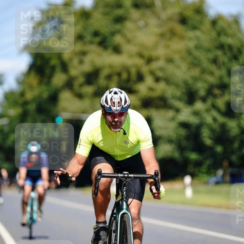 07.09.2025 - 19. Norderstedt Triathlon Michael Burmester http://msf.ph/oto/8843475 07.09.2025 13:02:31 Radfahren 313, 324 meine-sportfotos.de