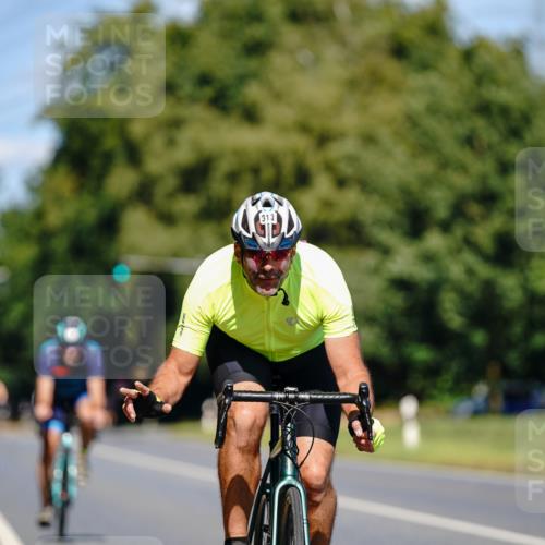 07.09.2025 - 19. Norderstedt Triathlon Michael Burmester http://msf.ph/oto/8843476 07.09.2025 13:02:31 Radfahren 313, 324 meine-sportfotos.de