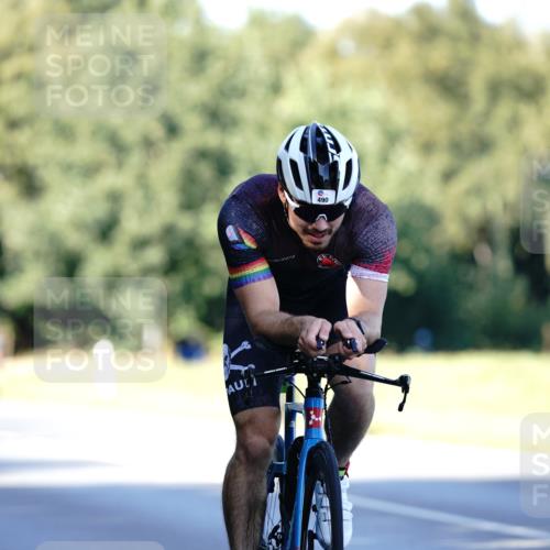 07.09.2025 - 19. Norderstedt Triathlon Michael Burmester http://msf.ph/oto/8843479 07.09.2025 15:55:03 Radfahren 490 meine-sportfotos.de
