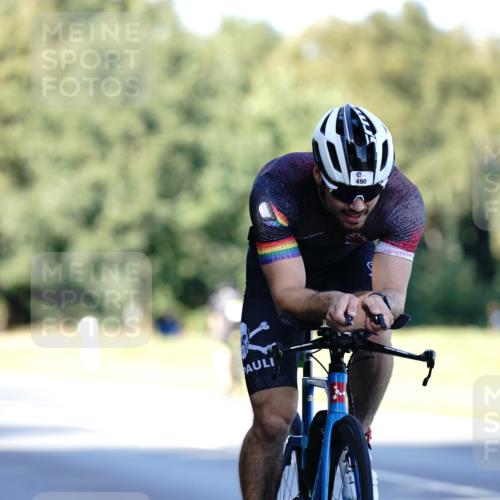 07.09.2025 - 19. Norderstedt Triathlon Michael Burmester http://msf.ph/oto/8843482 07.09.2025 15:55:03 Radfahren 490 meine-sportfotos.de