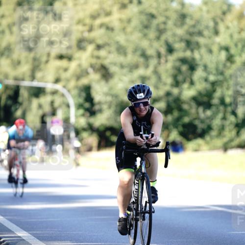 07.09.2025 - 19. Norderstedt Triathlon Michael Burmester http://msf.ph/oto/8843490 07.09.2025 15:55:06 Radfahren 490, 548, 1086 meine-sportfotos.de