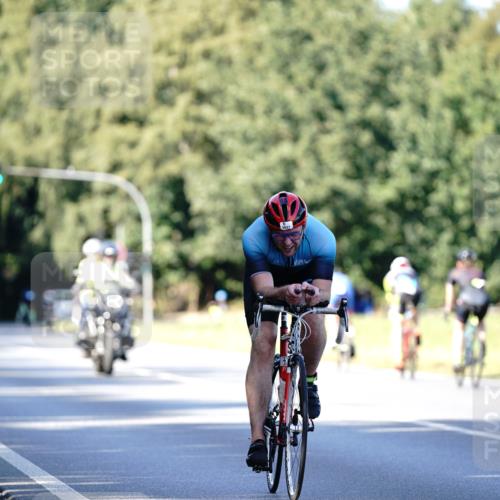 07.09.2025 - 19. Norderstedt Triathlon Michael Burmester http://msf.ph/oto/8843492 07.09.2025 15:55:08 Radfahren 548, 1086, 1631 meine-sportfotos.de