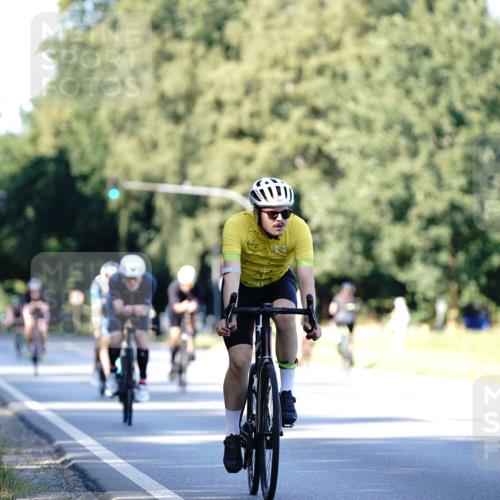 07.09.2025 - 19. Norderstedt Triathlon Michael Burmester http://msf.ph/oto/8843501 07.09.2025 15:55:11 Radfahren 937, 1086, 1549, 1631 meine-sportfotos.de