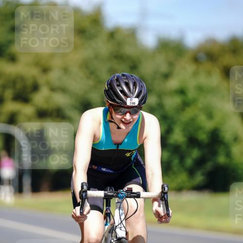 07.09.2025 - 19. Norderstedt Triathlon Michael Burmester http://msf.ph/oto/8843513 07.09.2025 13:02:49 Radfahren 240 meine-sportfotos.de