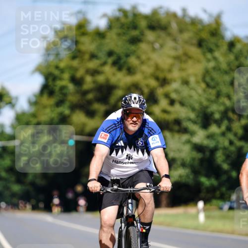 07.09.2025 - 19. Norderstedt Triathlon Michael Burmester http://msf.ph/oto/8843524 07.09.2025 13:03:11 Radfahren 311, 314 meine-sportfotos.de