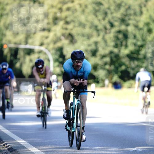 07.09.2025 - 19. Norderstedt Triathlon Michael Burmester http://msf.ph/oto/8843537 07.09.2025 15:55:24 Radfahren 957, 1078, 1523, 1551, 1627 meine-sportfotos.de