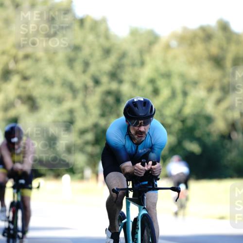 07.09.2025 - 19. Norderstedt Triathlon Michael Burmester http://msf.ph/oto/8843540 07.09.2025 15:55:24 Radfahren 957, 1078, 1523, 1551, 1627 meine-sportfotos.de