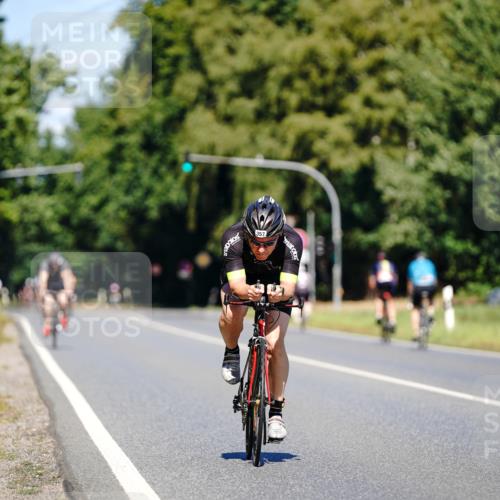 07.09.2025 - 19. Norderstedt Triathlon Michael Burmester http://msf.ph/oto/8843546 07.09.2025 13:03:43 Radfahren 357 meine-sportfotos.de