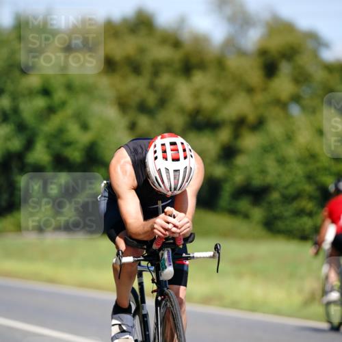 07.09.2025 - 19. Norderstedt Triathlon Michael Burmester http://msf.ph/oto/8843560 07.09.2025 13:03:52 Radfahren 277, 698 meine-sportfotos.de