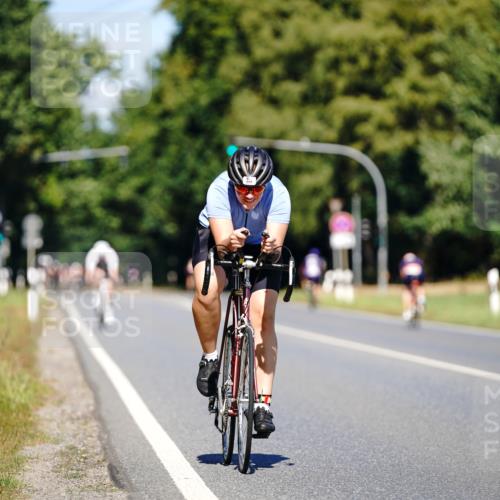 07.09.2025 - 19. Norderstedt Triathlon Michael Burmester http://msf.ph/oto/8843564 07.09.2025 13:03:55 Radfahren 277, 317, 698 meine-sportfotos.de