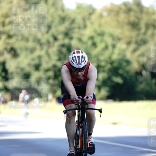07.09.2025 - 19. Norderstedt Triathlon Michael Burmester http://msf.ph/oto/8843570 07.09.2025 15:55:31 Radfahren 939, 1071, 1094, 1403, 1574, 1601 meine-sportfotos.de
