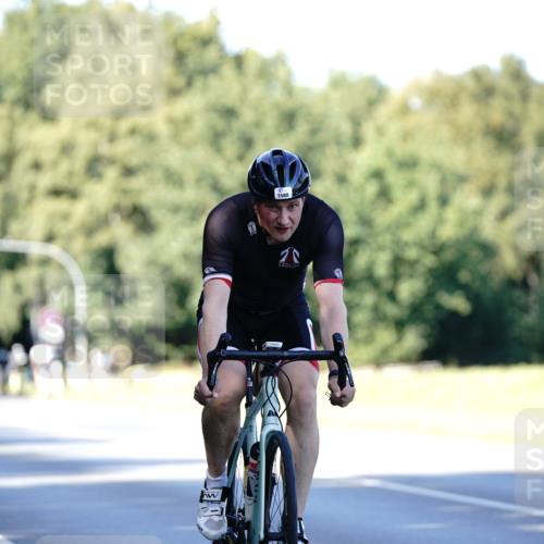 07.09.2025 - 19. Norderstedt Triathlon Michael Burmester http://msf.ph/oto/8843600 07.09.2025 15:55:47 Radfahren 491, 1559, 1580, 1609 meine-sportfotos.de
