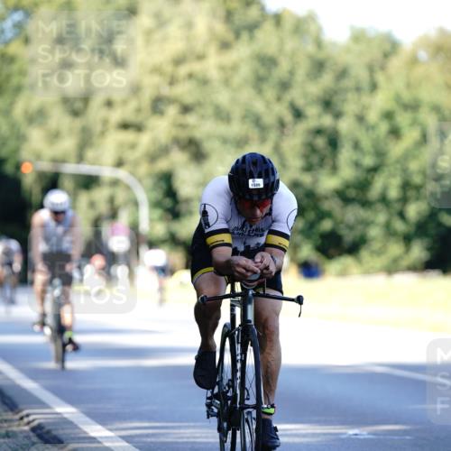 07.09.2025 - 19. Norderstedt Triathlon Michael Burmester http://msf.ph/oto/8843605 07.09.2025 15:55:51 Radfahren 1580, 1589, 1616 meine-sportfotos.de