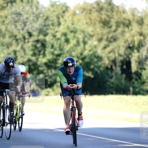 07.09.2025 - 19. Norderstedt Triathlon Michael Burmester http://msf.ph/oto/8843611 07.09.2025 15:55:57 Radfahren 378, 485, 531, 925 meine-sportfotos.de