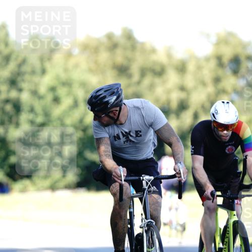 07.09.2025 - 19. Norderstedt Triathlon Michael Burmester http://msf.ph/oto/8843618 07.09.2025 15:55:59 Radfahren 485, 531, 925, 936, 1547 meine-sportfotos.de