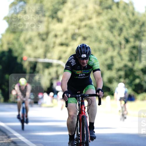 07.09.2025 - 19. Norderstedt Triathlon Michael Burmester http://msf.ph/oto/8843641 07.09.2025 15:56:10 Radfahren 429, 1524 meine-sportfotos.de