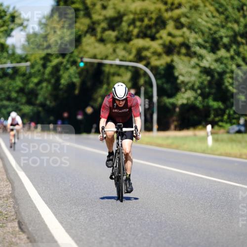 07.09.2025 - 19. Norderstedt Triathlon Michael Burmester http://msf.ph/oto/8843647 07.09.2025 13:04:42 Radfahren 338 meine-sportfotos.de