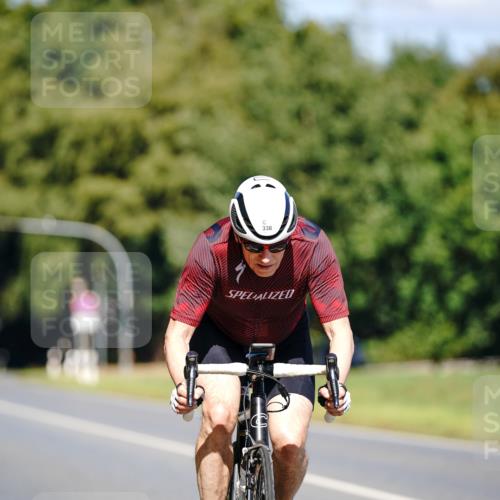07.09.2025 - 19. Norderstedt Triathlon Michael Burmester http://msf.ph/oto/8843649 07.09.2025 13:04:43 Radfahren 338 meine-sportfotos.de