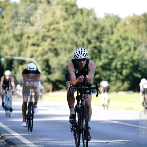 07.09.2025 - 19. Norderstedt Triathlon Michael Burmester http://msf.ph/oto/8843657 07.09.2025 15:56:18 Radfahren 950, 1417, 1555, 1610 meine-sportfotos.de