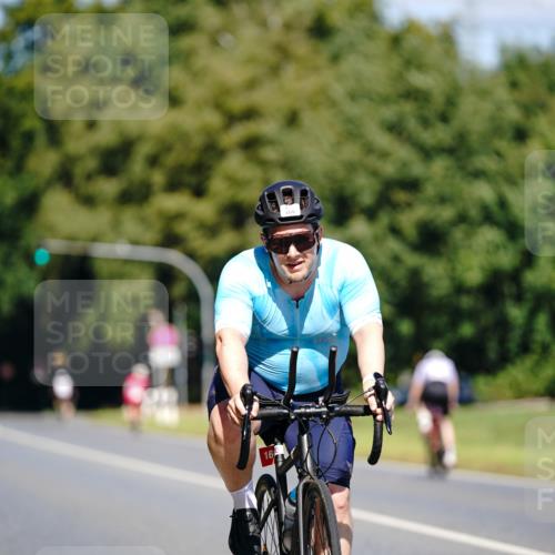 07.09.2025 - 19. Norderstedt Triathlon Michael Burmester http://msf.ph/oto/8843658 07.09.2025 13:05:16 Radfahren 160 meine-sportfotos.de