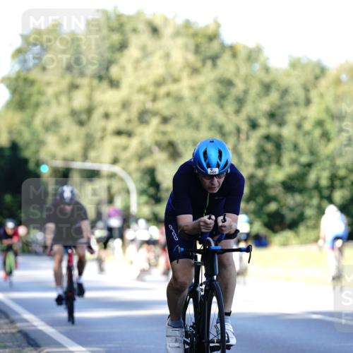 07.09.2025 - 19. Norderstedt Triathlon Michael Burmester http://msf.ph/oto/8843666 07.09.2025 15:56:22 Radfahren 1098, 1417, 1420, 1437, 1555 meine-sportfotos.de