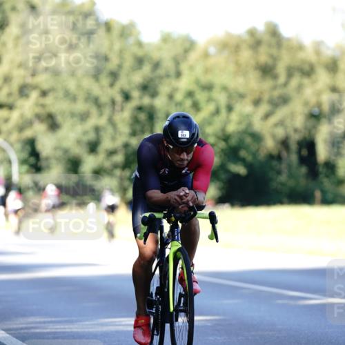07.09.2025 - 19. Norderstedt Triathlon Michael Burmester http://msf.ph/oto/8843669 07.09.2025 15:56:27 Radfahren 552, 1420 meine-sportfotos.de