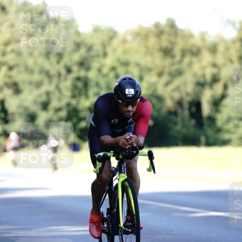 07.09.2025 - 19. Norderstedt Triathlon Michael Burmester http://msf.ph/oto/8843670 07.09.2025 15:56:27 Radfahren 552, 1420 meine-sportfotos.de
